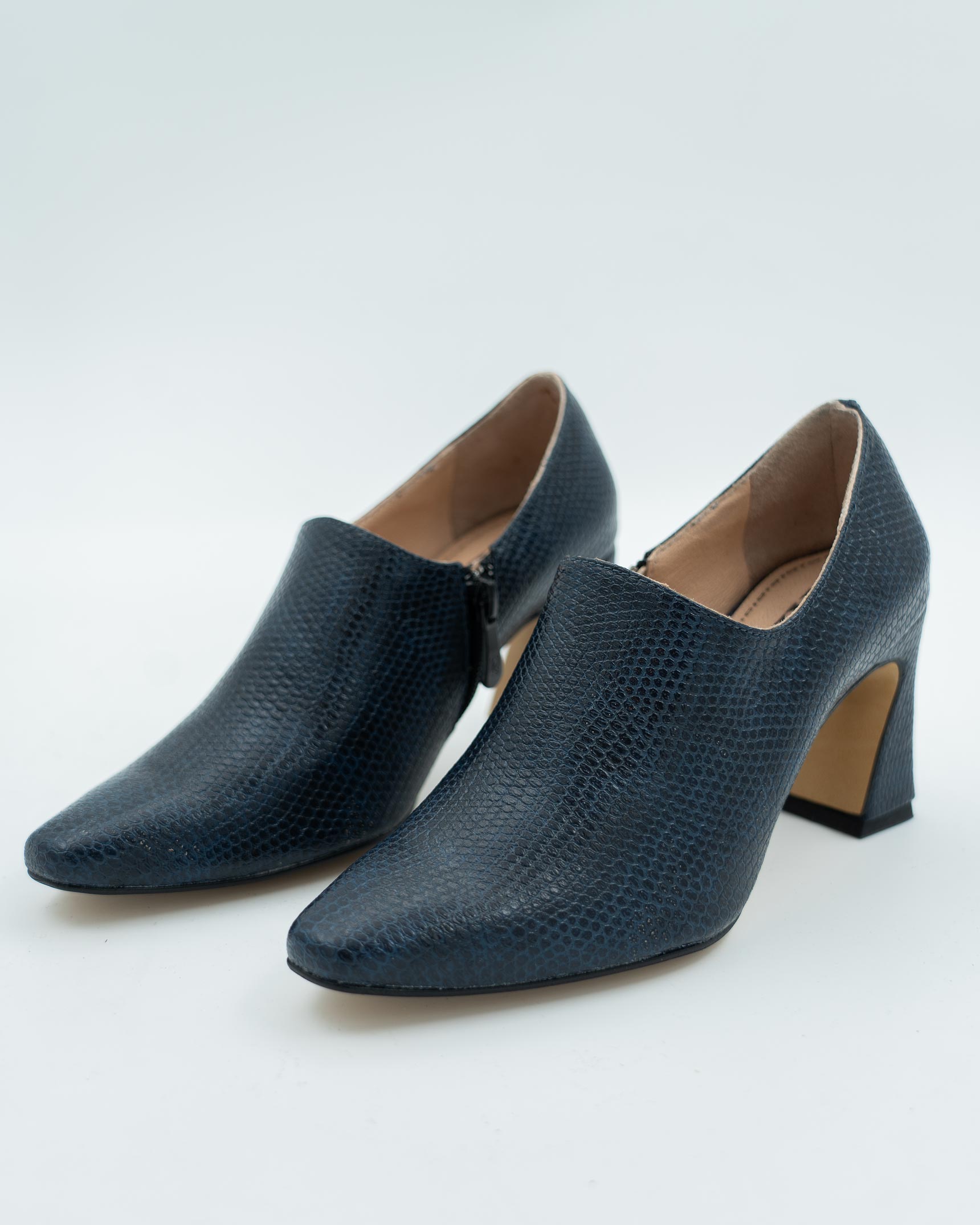 کفش پاشنه دار سرمه ای پوست ماری